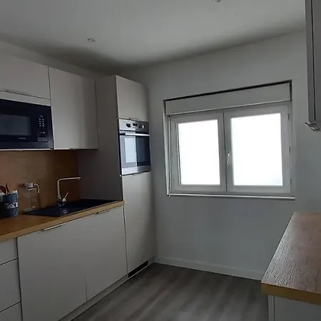 Et Dans Un Au Pied Des Pistes