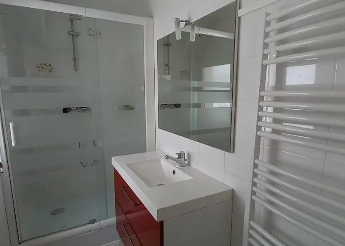 Et Dans Un Au Pied Des Pistes La Mongie